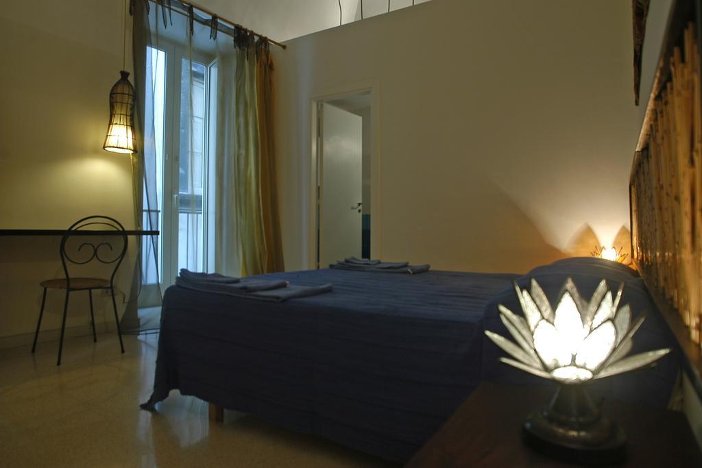 Diletto A Napoli Bed & Breakfast Oda fotoğraf