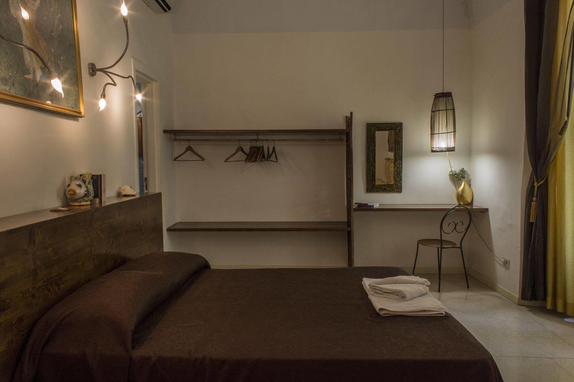 Diletto A Napoli Bed & Breakfast Dış mekan fotoğraf